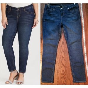 Torrid Skinny Jeans 18 Tall 32" Inseam